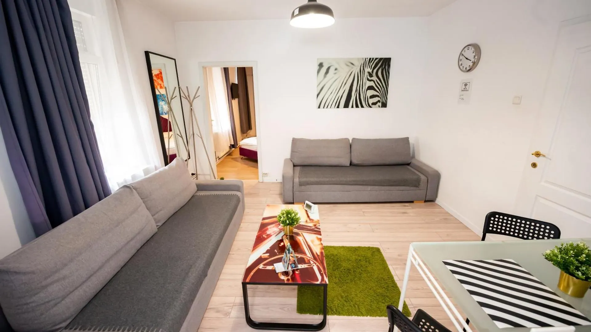 Residenza Di Carbasinni Bucharest Apartment