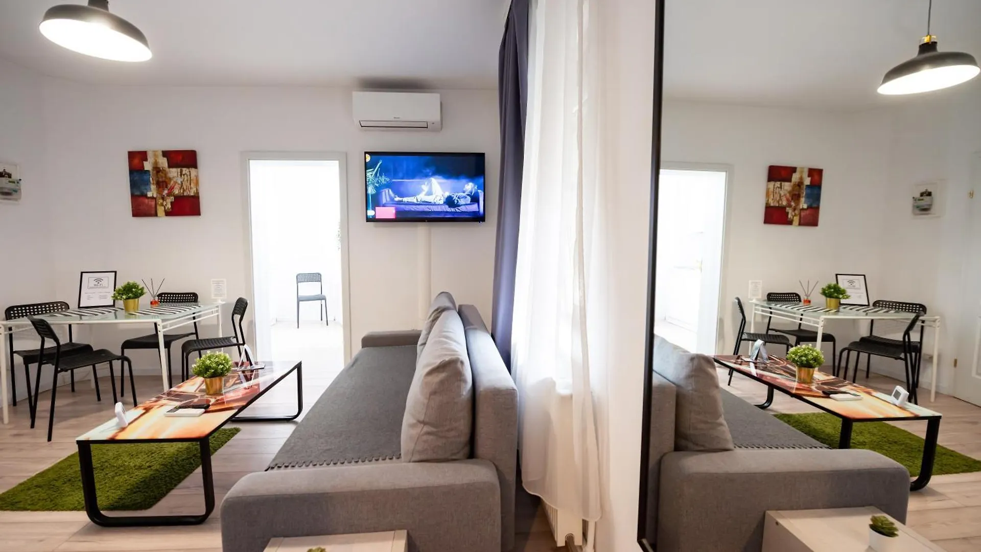 Residenza Di Carbasinni Bucharest Apartment