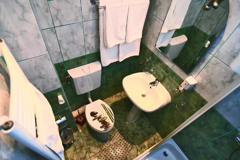 Residenza Di Carbasinni Bucharest Apartment