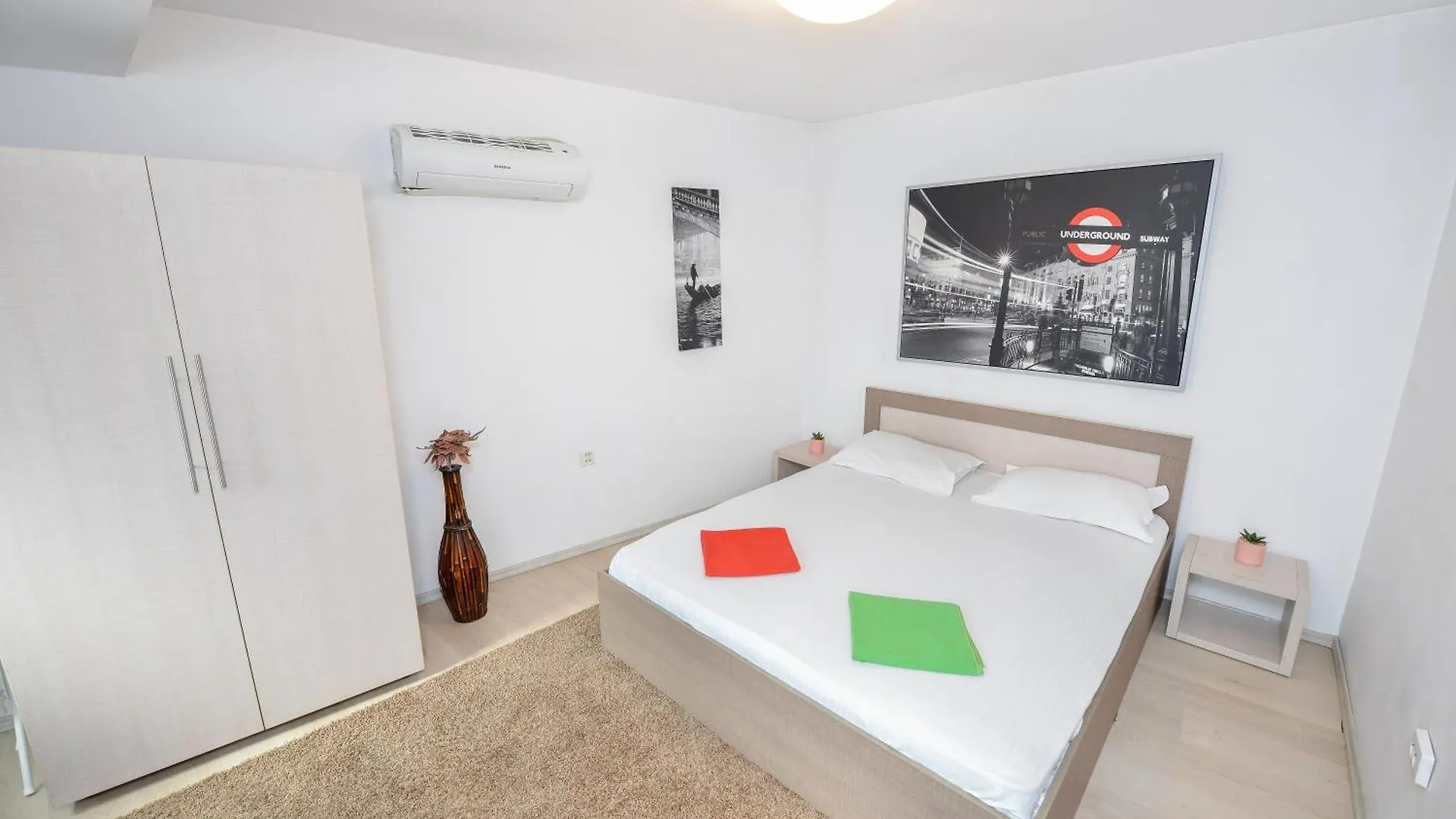 Appartement Residenza Di Carbasinni Bucarest Roumanie
